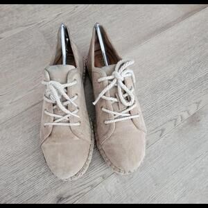 Born Shoes Drilles Women's Suede Leather Espadrille Size 6.5